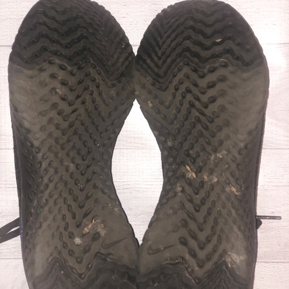 USED Nike Epic React Shoes - RARE color way - Picture 6 of 6